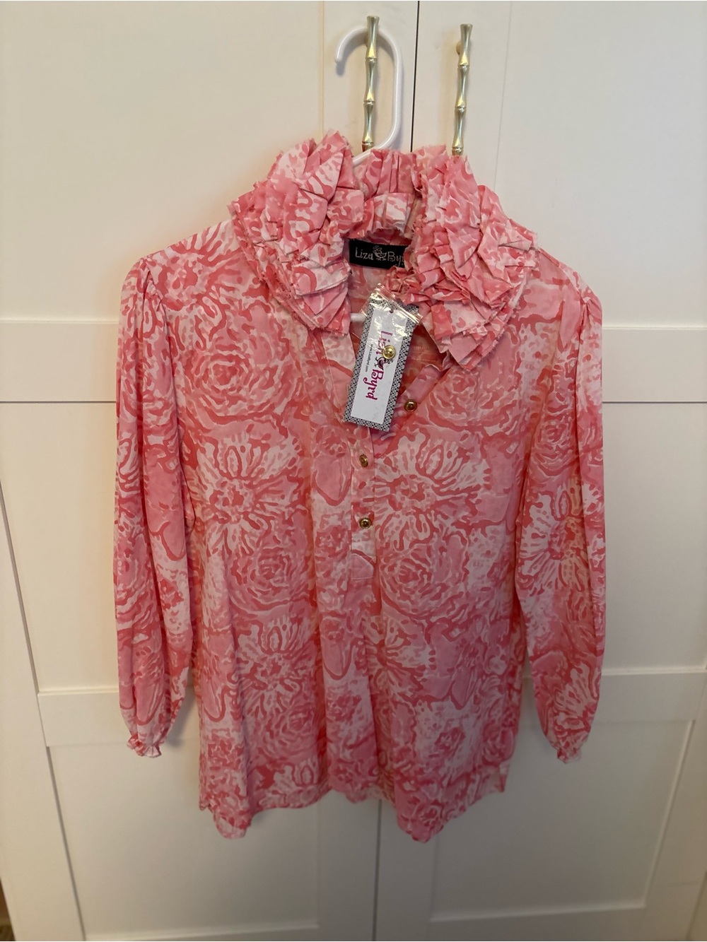 Liza Byrd Pink Ruffle-Neck Floral Tunic Blouse